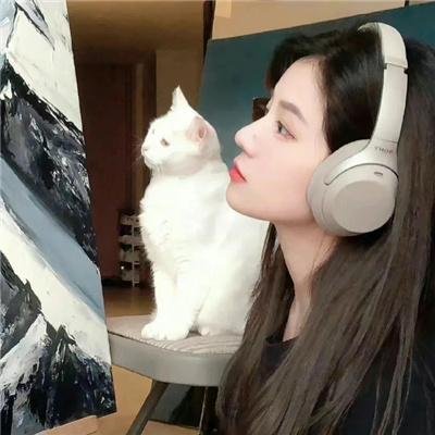 母亲面前无姓氏